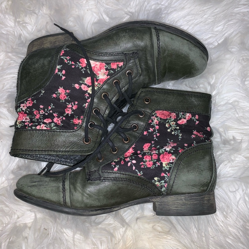 Steve madden floral combat boots